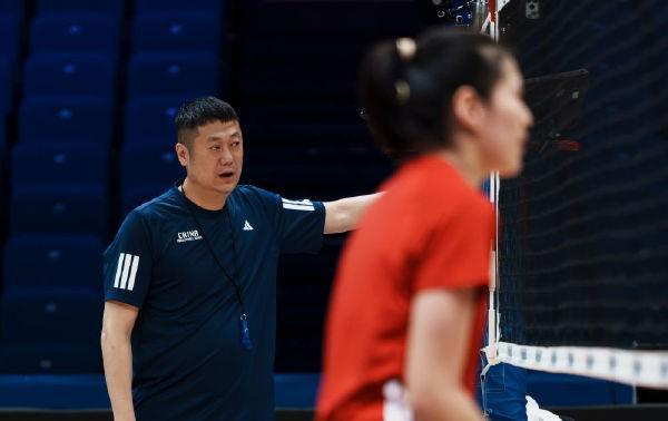 lol竞猜押注平台-历史首败捷克,女排教练赵勇:年轻选手欠缺大赛硬仗历练